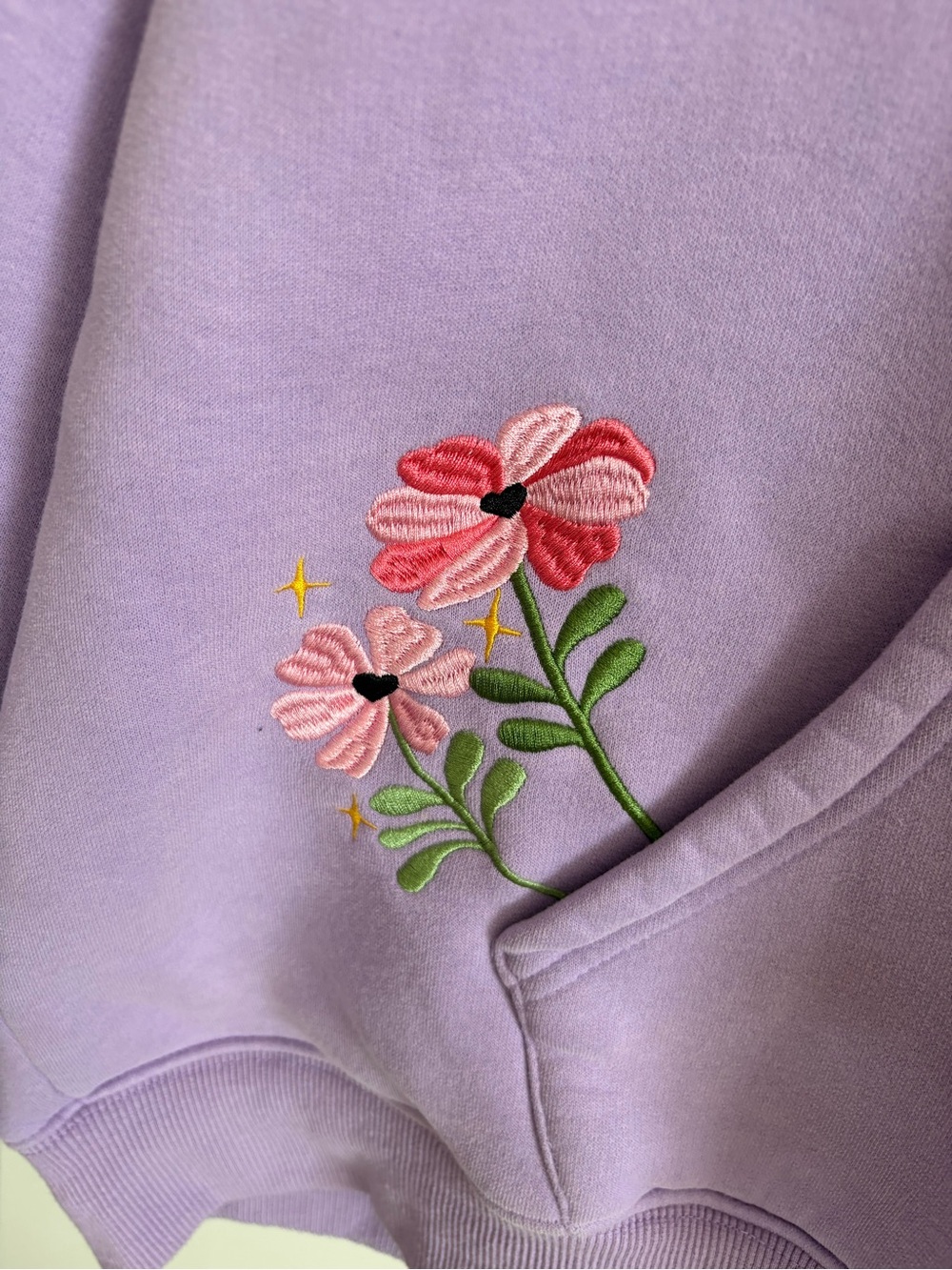 Dandy Worldwide “Gift Giving” Hoodie - Picture 3 of 8